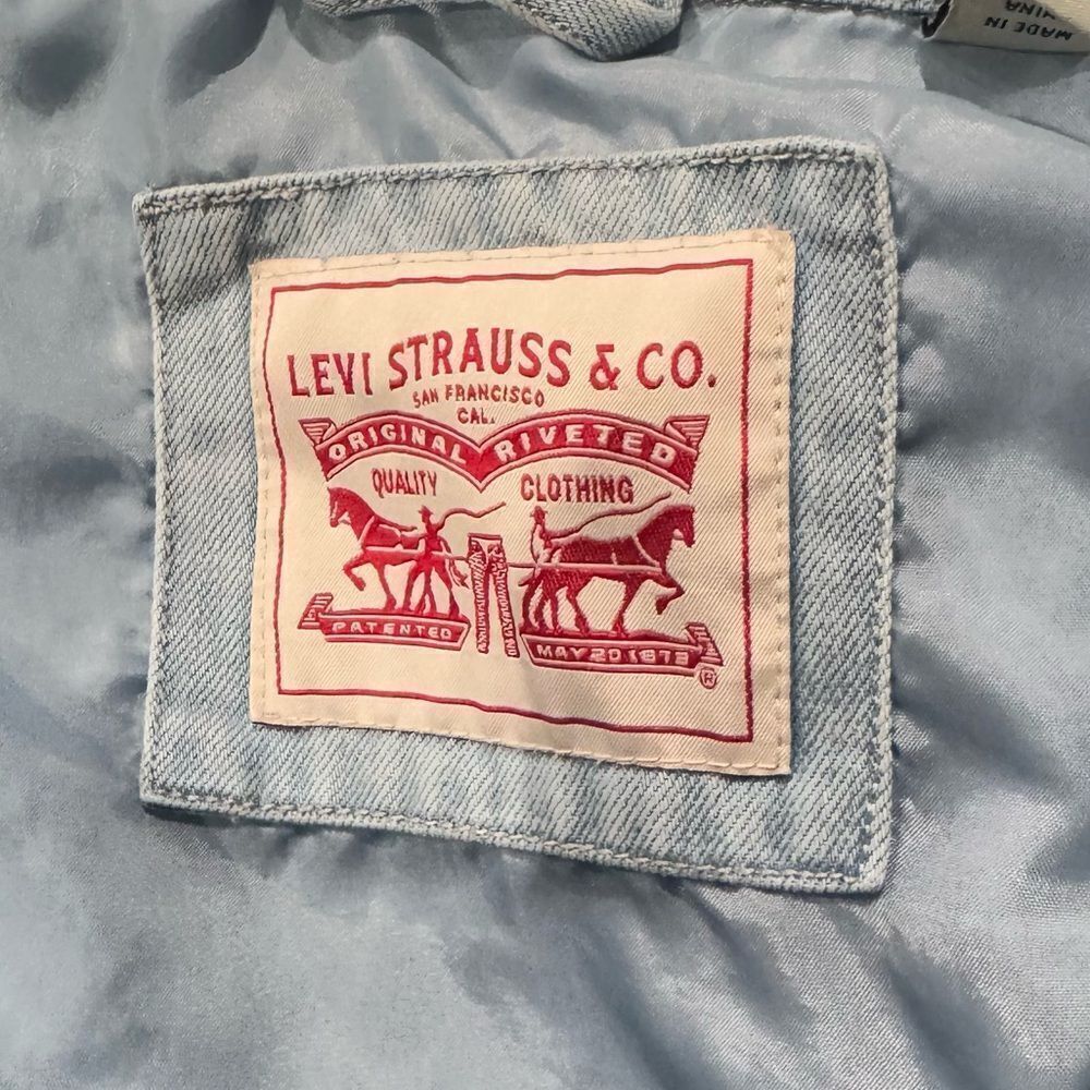 Levi Strauss Blue Jean Lined Pocket Jacket Women’s Medium - Picture 3 of 5